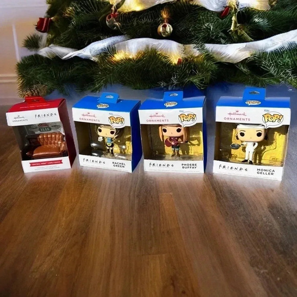NEW Hallmark FRIENDS  - MONICA GELLER - FUNKO POP!Cute Christmas Ornament - Picture 2 of 13